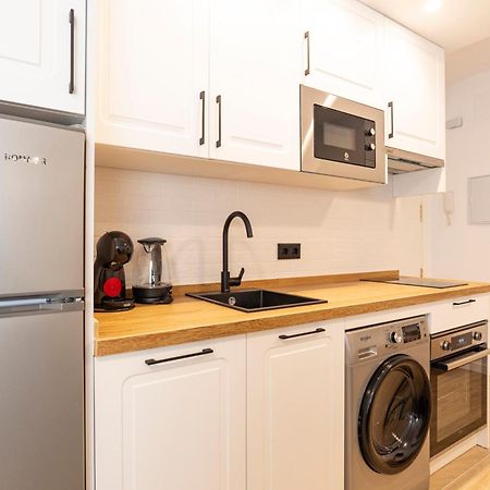 II Cozy & Modern Apartment Ayr マラガ エクステリア 写真