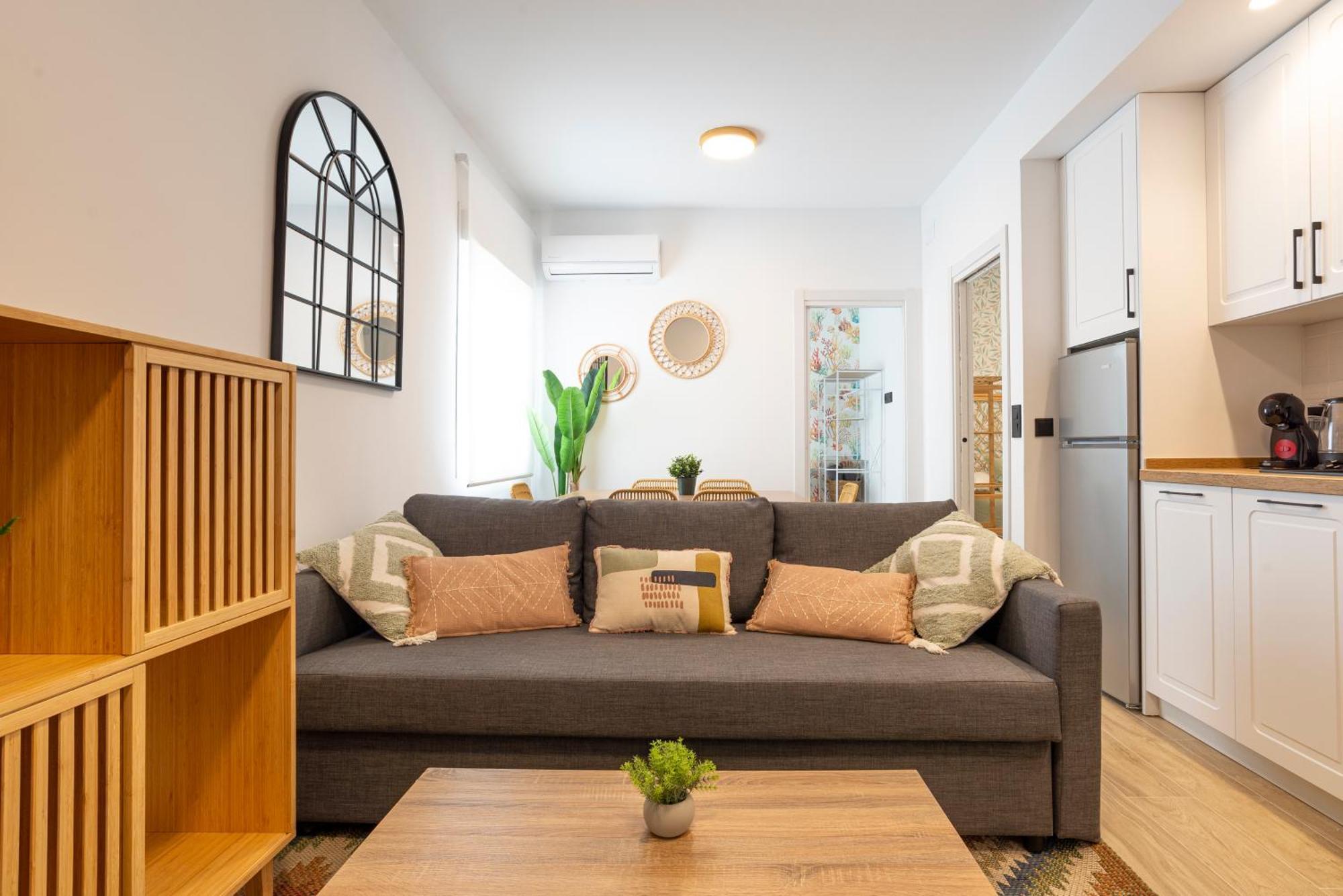 II Cozy & Modern Apartment Ayr マラガ エクステリア 写真