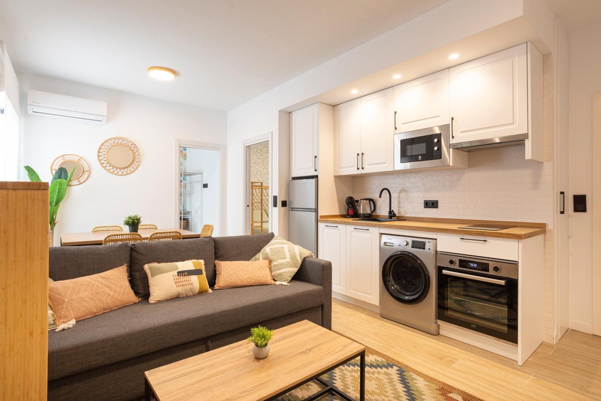 II Cozy & Modern Apartment Ayr マラガ エクステリア 写真